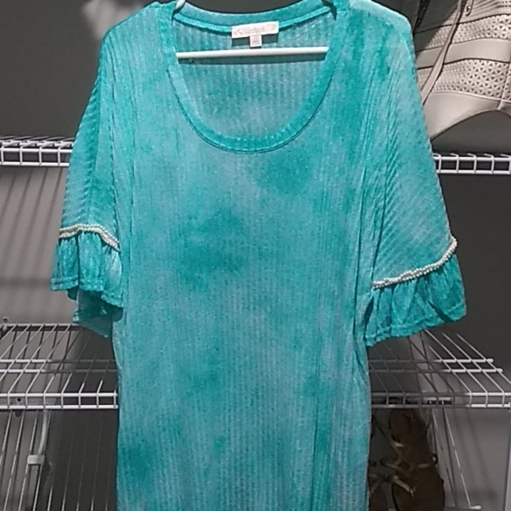 Suzanne betro size 2X weekend turquoise short slee